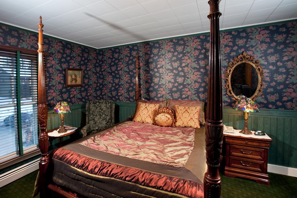 Stroudsmoor Country Inn Stroudsburg Bagian luar foto